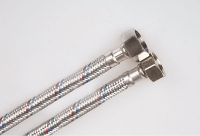 Подводка гибкая д/воды 3,0 г/г /стальная гайка/ SLAVA 1/10/40