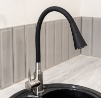 Смеситель д/кухни шар. с силиконовым изливом Мармелад черный 572576 нерж.сталь АНТЕЙ 1/10