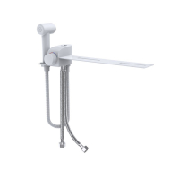 Смеситель д/биде с гигиенической лейкой (планка на унитаз) латунь G358711 d28 Биде белый GOTA ROCIO 1/10