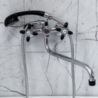 Смеситель д/ванны с 2-мя рукоятками с изливом S-30см, с цвет.након.и ручк. черный Радуга 2270716 АНТЕЙ 1/10